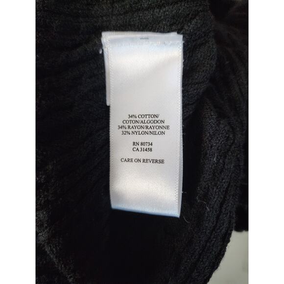 BCBG Women's Black One Button Closure Sweater Size Small - Picture 6 of 6